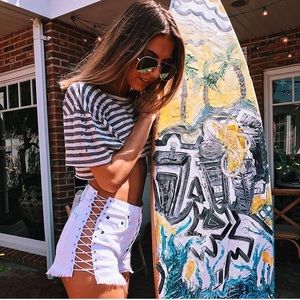 NWT Lf Laceup shorts